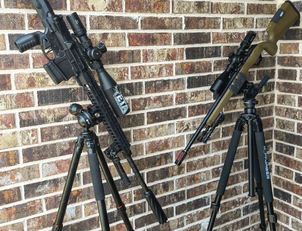 flash suppressor vs suppressor