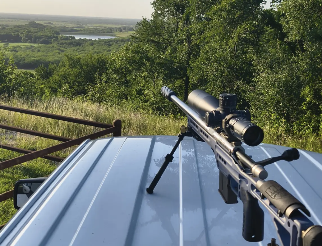 flash suppressor vs suppressor